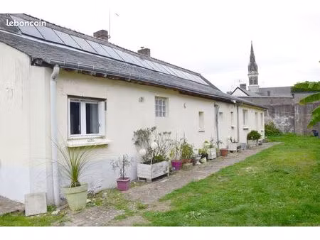 maison 5 pièces 214 m²