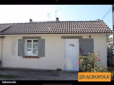 immeuble 240 m² dordives