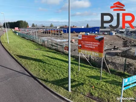 local 2127 m² houdemont