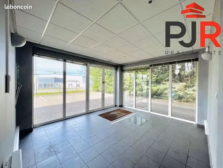 local 509 m² ludres