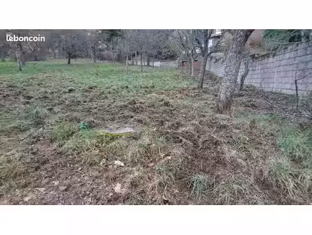 terrain constructible viabilisé
