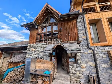 chalet 4 pièces 88 m²