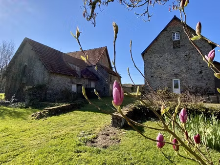 maison 8 pièces - 180 m²