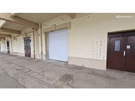 entrepôt 185 m² saint-fons