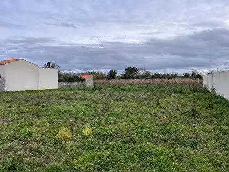 vente terrain 645 m² à thairé (17290)  117 975 €