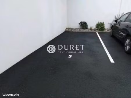 parking/box 13 m² saint-gilles-croix-de-vie