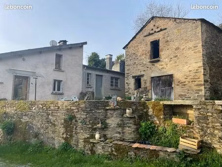 maisons hameau eco village avec hangar et grand terrain
