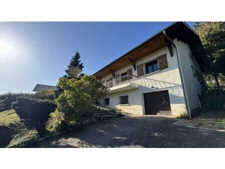 maison t5 en zone pavillonnaire à arbin