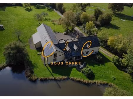 sous offre d'achat - propriété d’exception au cœur du pays fort à henrichemont 18250