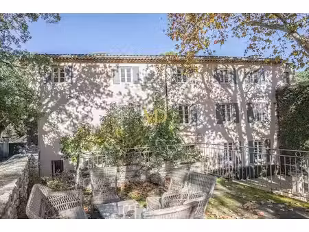 vente maison 11 pièces 406 m² à rustrel (84400)  2 295 000 €
