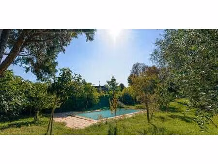 terrain champagne-au-mont-d'or (69)