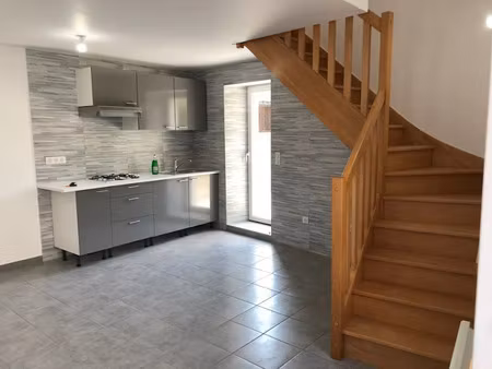 location duplex 3 pièces 40.9 m² à hauteville-lompnes (01110)  620 €