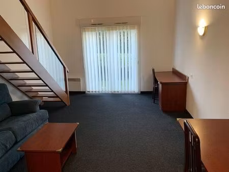 t2 appartement meublé duplex 40m² avec balcon - la chapelle-heulin