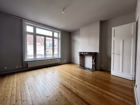 vente appartement 5 pièces 130 m² la madeleine (59110)