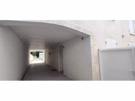 vente immeuble bussac-sur-charente 17100 - - surface privée