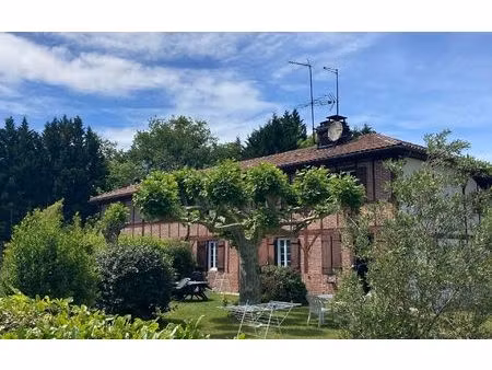 immeuble herm m² t-12 à vendre  250 000 €