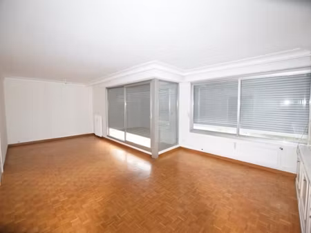 appartement t6-124m2-résidence du parc-montbeliard- balcons- parking couvert