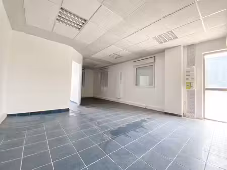 appartement local à louer - 2 pièces - 40 31 m2 - pressins - 38 - rhone-alpes