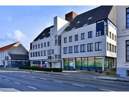espace de bureau (200 m²) à louer dans le centre de bruges.