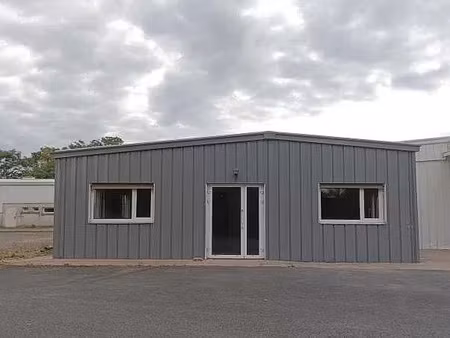 location bureau saint georges les baillargeaux 405 m²