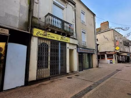 location bureaux et commerces à sablé-sur-sarthe centre (72300) : à louer / sablé-sur-sart