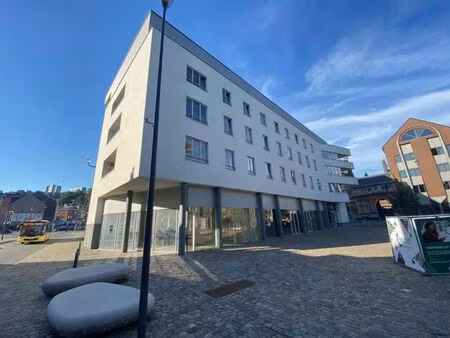 grande surface commerciale neuve 108 m² avec parking intérie