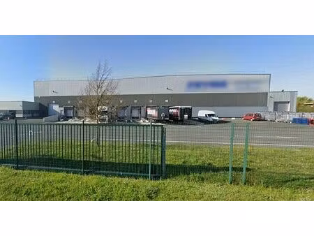 location entrepôt / local d'activités amilly 8 722 m²