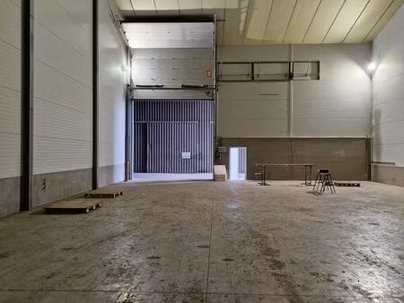 entrepot à louer