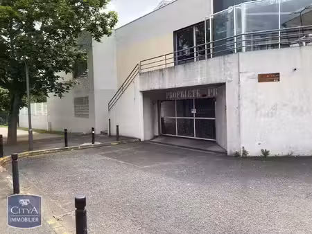 parking à louer - clermont-ferrand (63) - 65€