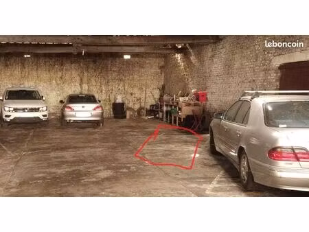 location emplacement de parking