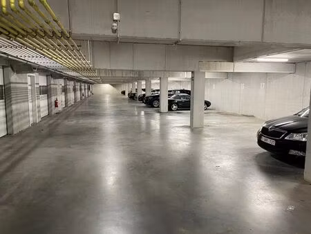 parking à zaventem - feldheimstraat : parking p16