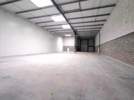 location local d'activités bondues 1 914 m²