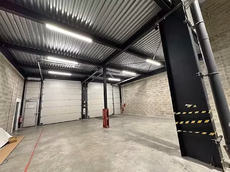 vente local d'activités collegien 850 m²