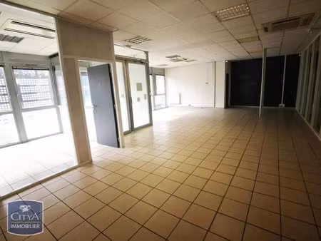 local commercial à louer 336 m² - firminy (42) - 3 443€