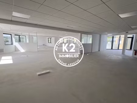 vente locaux professionnels 241 m² à montelimar (26200)  665 160 €