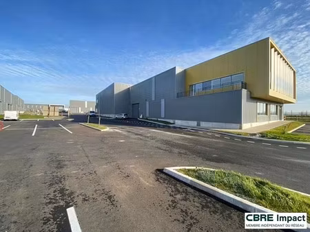 location local d'activités saint leonard 350 m²