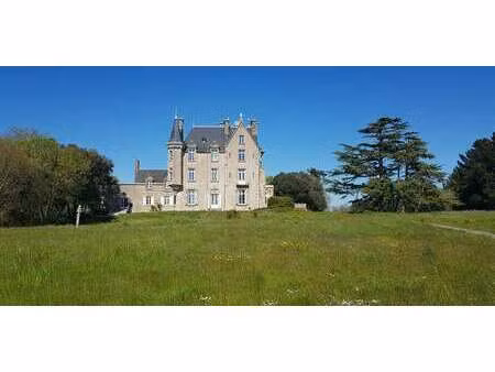 vente demeure d'exception piscine à angers (49000) : à vendre piscine / 700m² angers