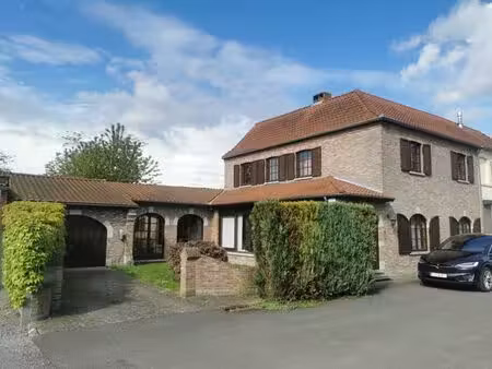 belle maison en briques - 4ch + gîte sauna et jacuzzi