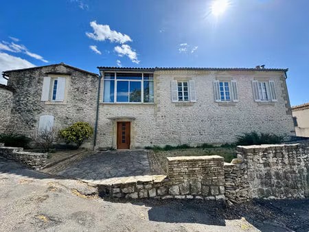 vente maison 6 pièces  250.00m²  gajan