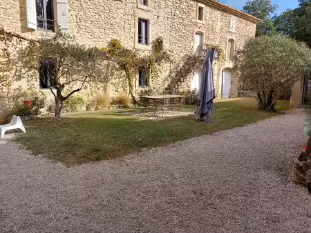 drôme provençale  une propriété d'exception à vendre