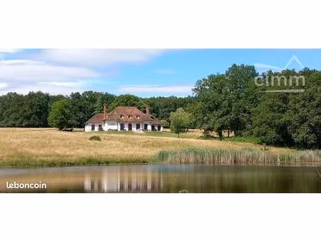 maison 11 pièces 520 m²