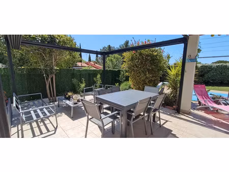 vente maison saint-cyr-sur-mer (83270) - - surface privée