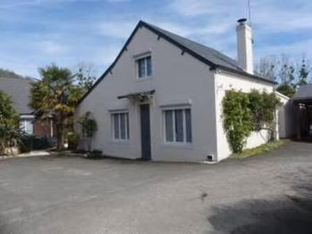 vente maison à saint-jean-le-thomas (50530) : à vendre / 310m² saint-jean-le-thomas