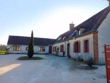 vente maison à semur-en-vallon (72390) : à vendre / 220m² semur-en-vallon