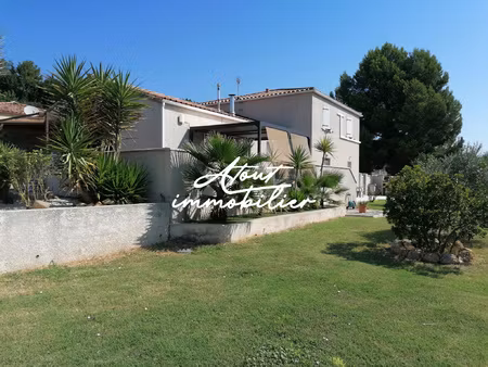 villa 5 chambres 158m2 avec piscine à tressan