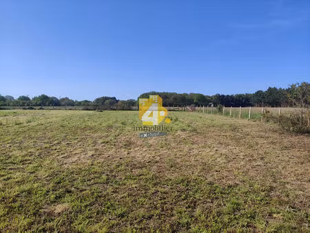terrain 1371 m2