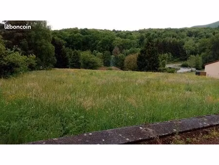 terrain à bâtir 2.760 m² à lombrès