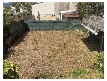 terrain constructible 152 m2 centre du village