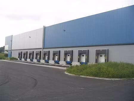 location entrepôt / local d'activités toussieu 17 842 m²