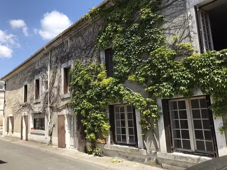 vente maison 7 pièces 220 m² à mareuil (24340)  71 500 €